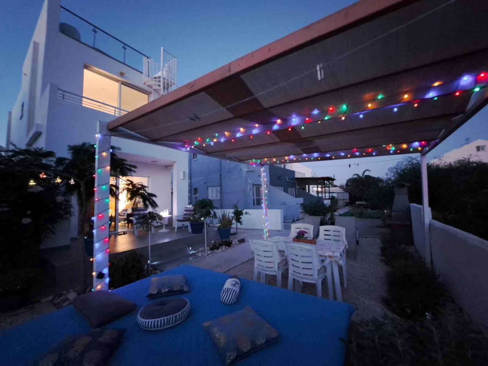 Cozy Beach House ペルボニア エクステリア 写真