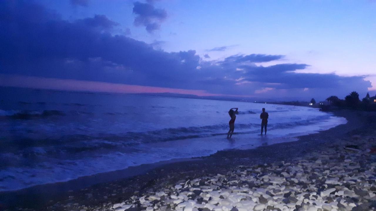 Cozy Beach House ペルボニア エクステリア 写真
