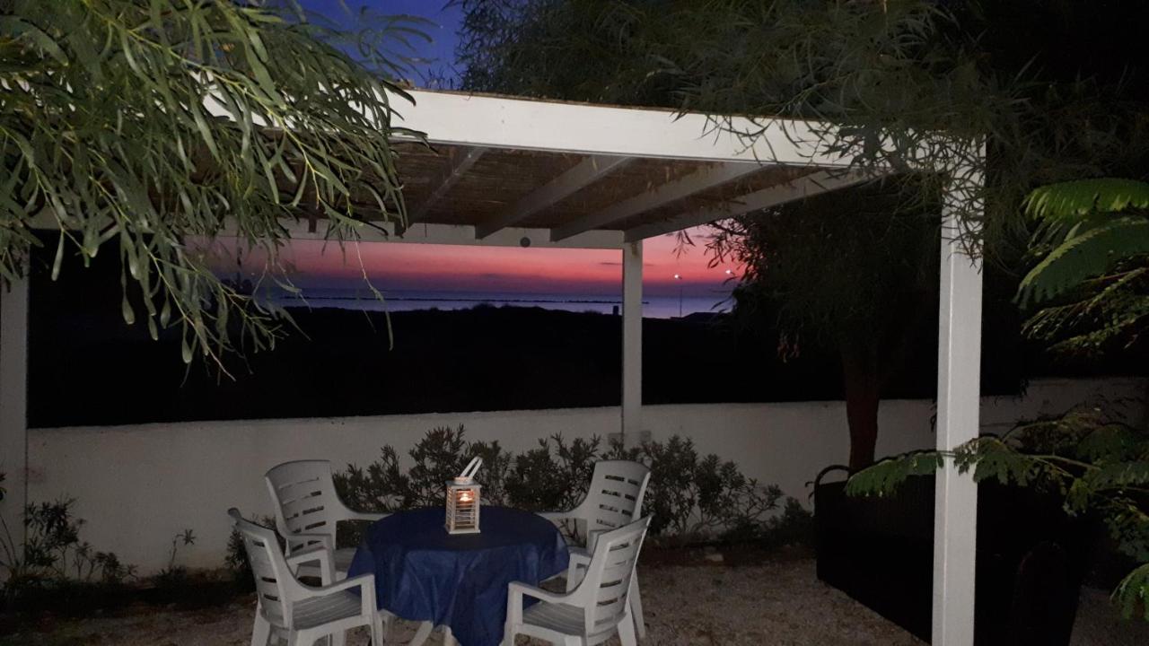 Cozy Beach House ペルボニア エクステリア 写真